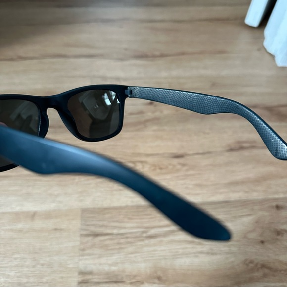 Lululemon Seawheeze Finisher Sunglasses - Picture 6 of 7